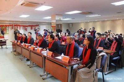 金猪送福喜迎春 文化欢乐进万家——记新春文化艺术交流活动